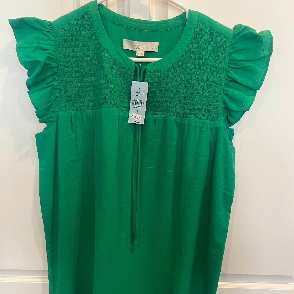NWT Women's Loft Flutter Sleeve Top